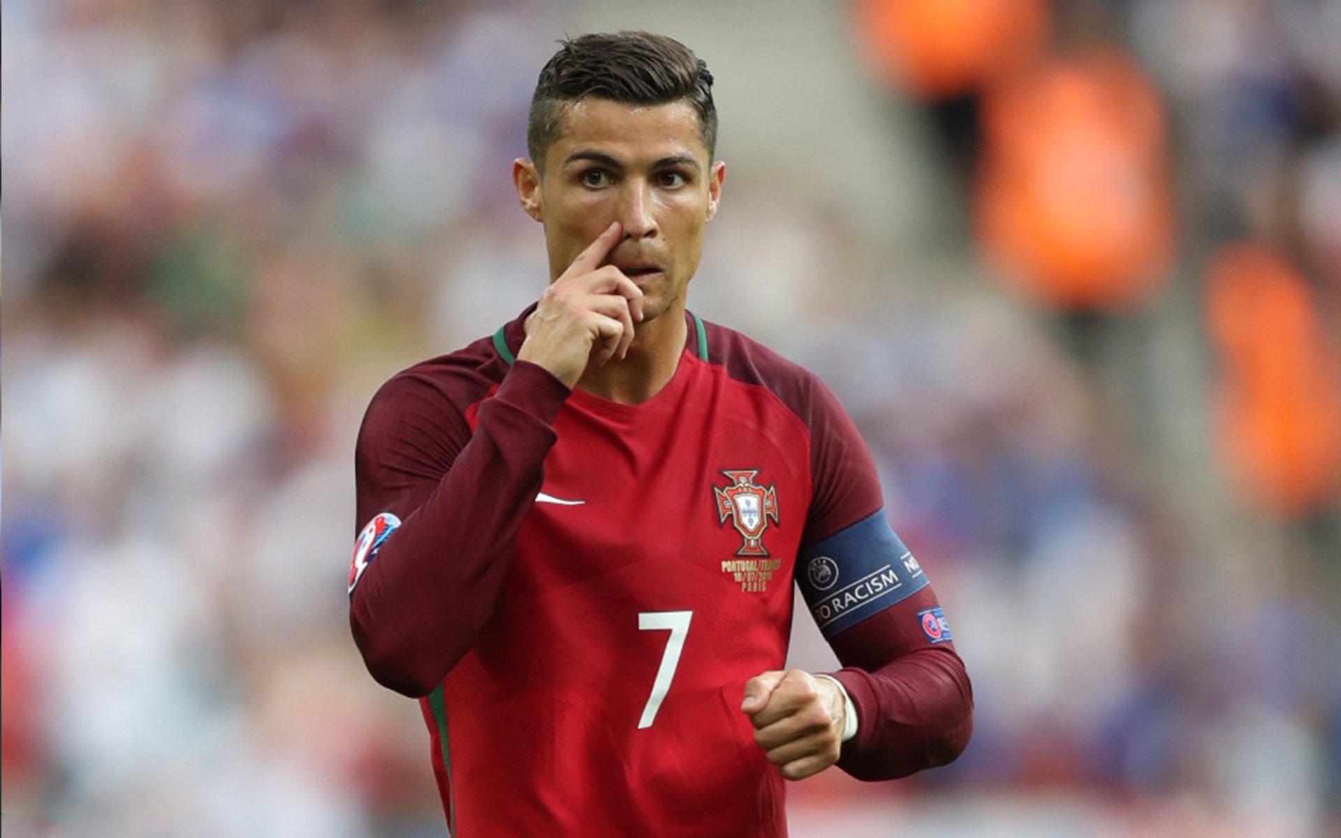 梅西点燃赛场之夜，利物浦单节风暴拉开与曼城的差距