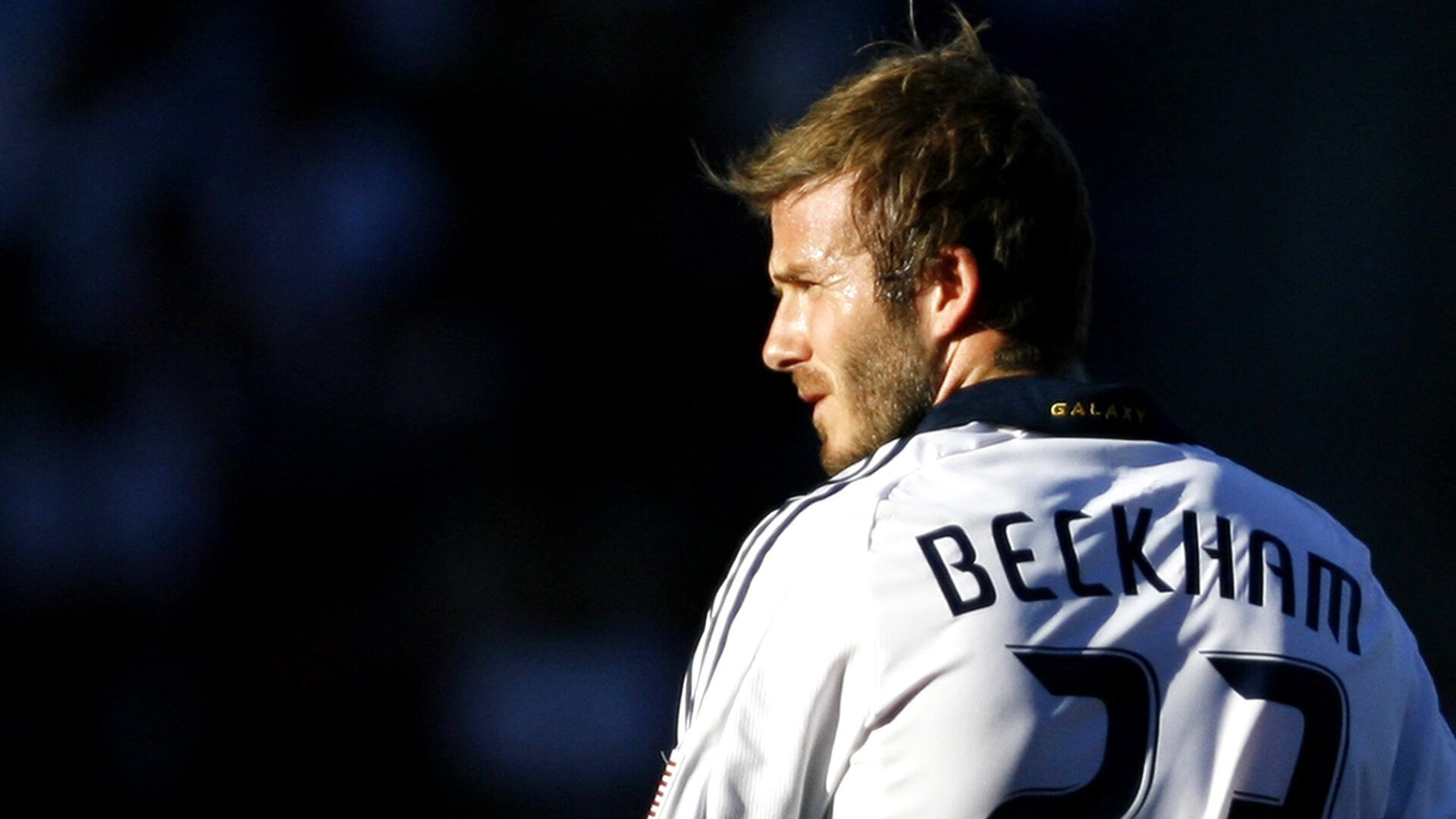 奥运周期关键战之夜，皮克关键回合不手软