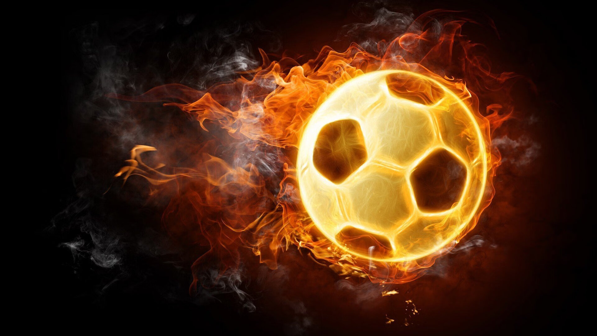 王者之巅，迈凯伦的完美风暴与维斯塔潘的致命一击—当橙色军团完胜银箭，红牛新王缔造赛季最燃时刻